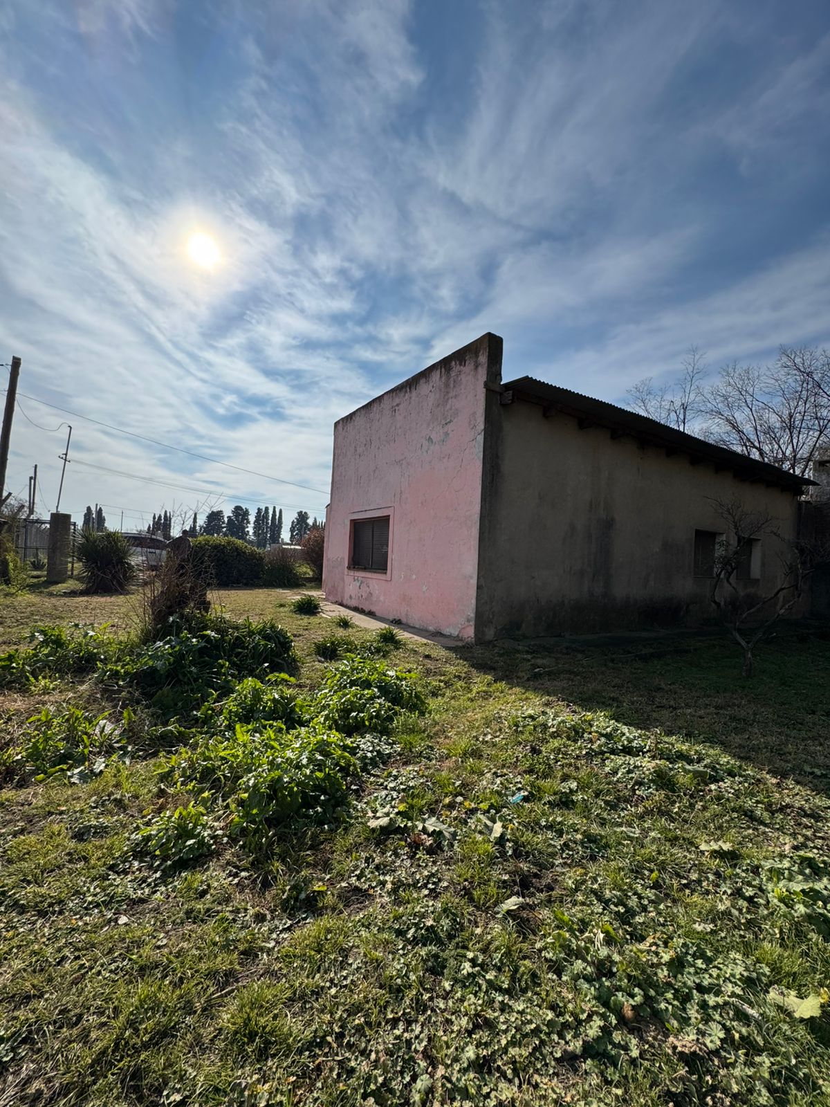 Casa Quinta a Refaccionar en Venta en Lobos (3 Dorm – 3500 m²)