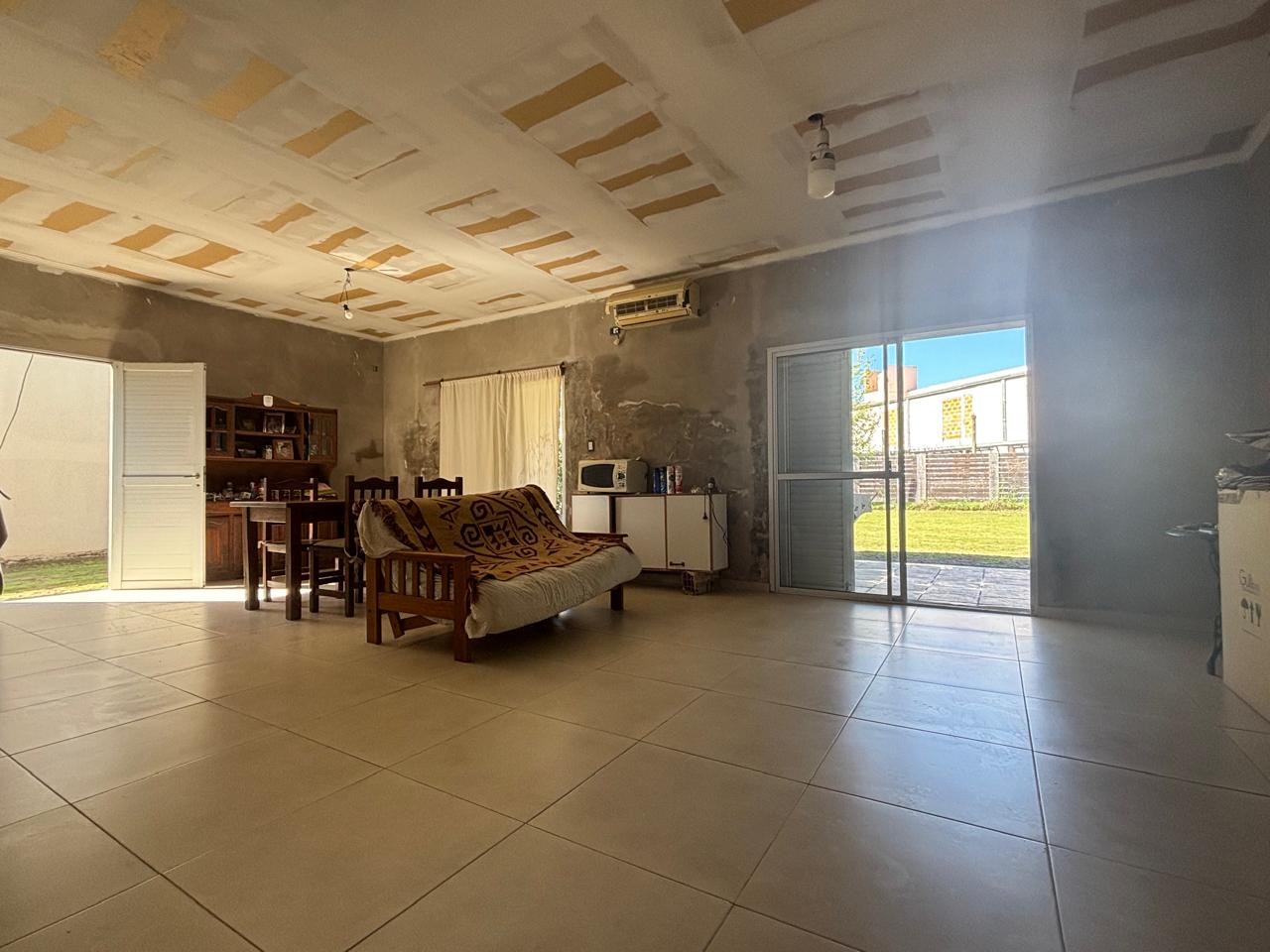 Casa en Venta en Lobos (2 Dorm)