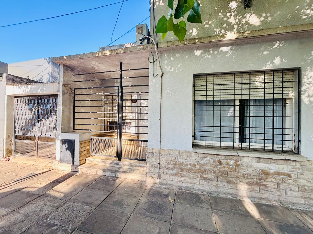Casa en Venta en Lobos (2 Dorm – 162 m²)