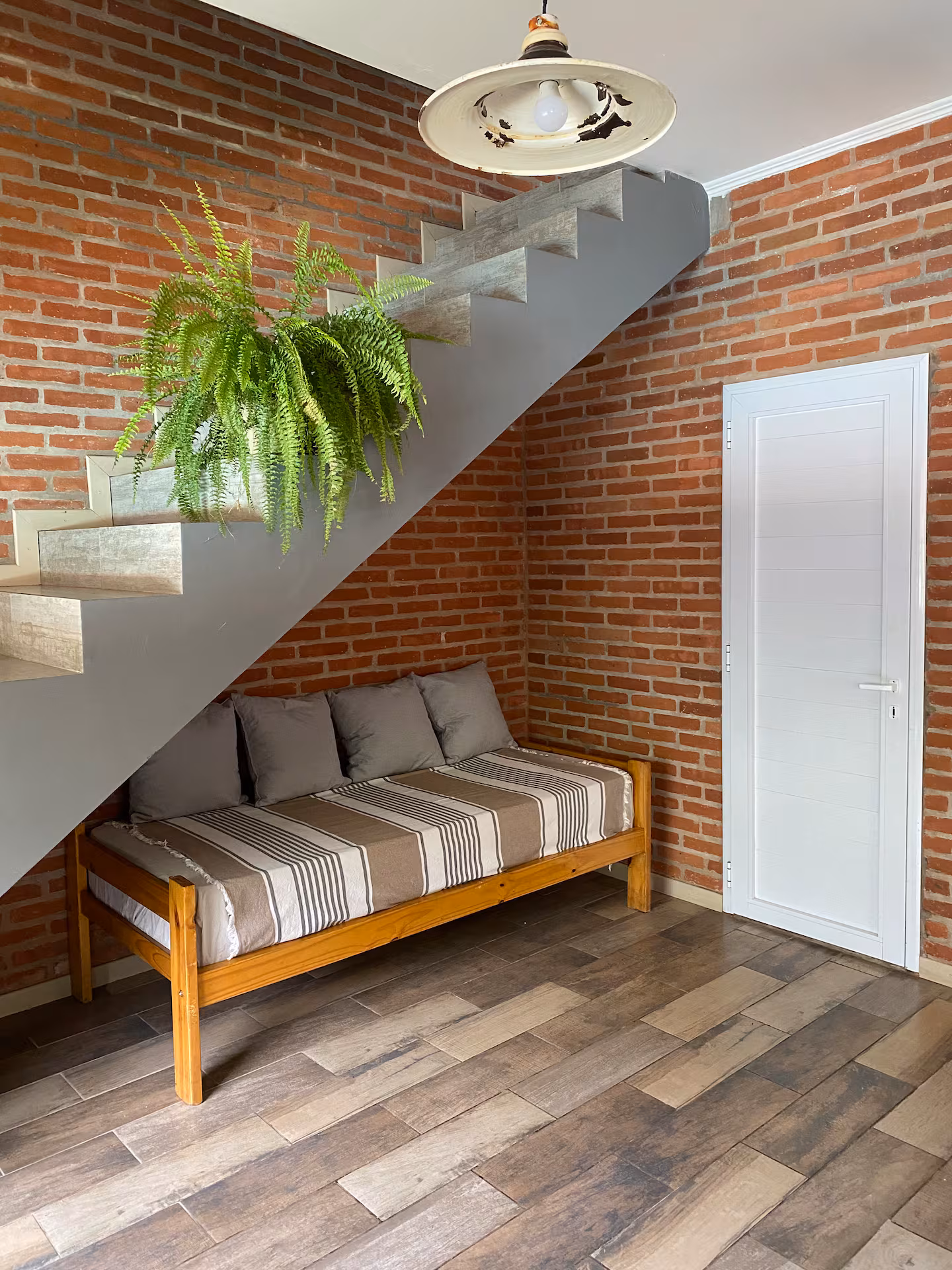 En Venta – Moderna casa de campo en Salvador María, Lobos