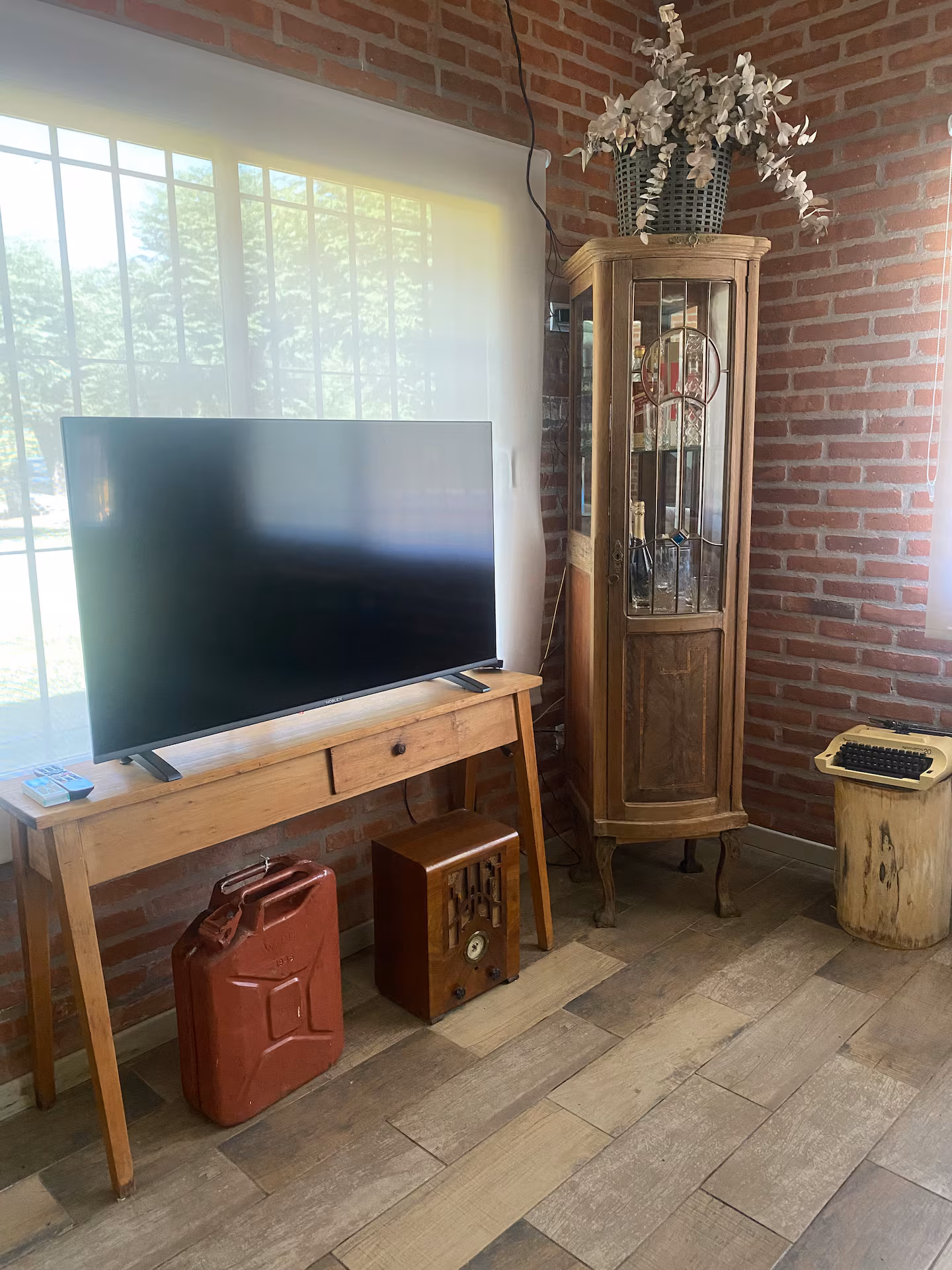 En Venta – Moderna casa de campo en Salvador María, Lobos